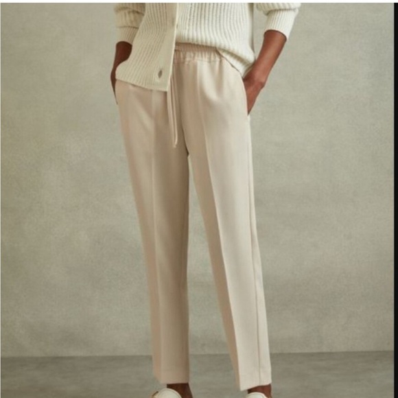 REISS / NWT Hailey petite  pull on tapered trousers in cream UK 4 US 0 - Picture 1 of 5
